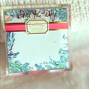 Lilly Pulitzer Note Sheets with Acrylic Holder💗🌴